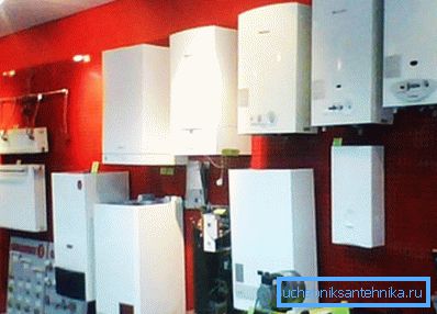 Assortimento di vari modelli di caldaie a gas
