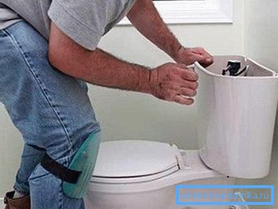 Il serbatoio dovrebbe essere riparato solo con l'aiuto di elementi di fissaggio speciali che dovrebbero essere inclusi con il dispositivo. Il serbatoio dovrebbe essere riparato solo con l'aiuto di elementi di fissaggio speciali che dovrebbero essere inclusi con il dispositivo.
