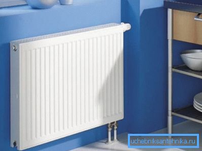 Batteria con attacco inferiore Batteria con attacco inferiore