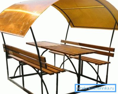 Pergolato da un tubo profilato Pergolato da un tubo profilato