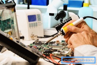 Senza l'aiuto di professionisti qualificati non si può fare Senza l'aiuto di professionisti qualificati non si può fare