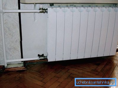Batteria bimetallica all'interno di un appartamento standard Batteria bimetallica all'interno di un appartamento standard