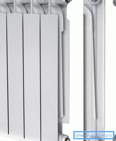 Le batterie bimetalliche sono perfette per il collegamento a reti di riscaldamento centralizzato Le batterie bimetalliche sono perfette per il collegamento a reti di riscaldamento centralizzato