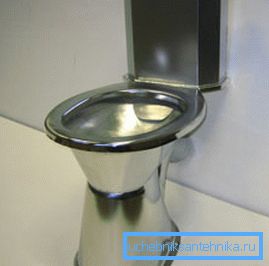 I prodotti brillanti devono asciugare più spesso, poiché qualsiasi macchia su una superficie del genere si distingue chiaramente I prodotti brillanti devono asciugare più spesso, poiché qualsiasi macchia su una superficie del genere si distingue chiaramente