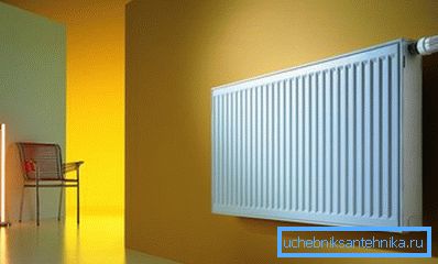 Spesso utilizzare radiatori in acciaio per il riscaldamento di una casa privata. Spesso utilizzare radiatori in acciaio per il riscaldamento di una casa privata.