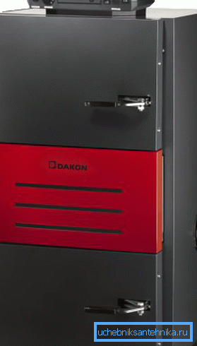 DakonPyroF - una caldaia conveniente ed economica con controllo elettronico DakonPyroF - una caldaia conveniente ed economica con controllo elettronico