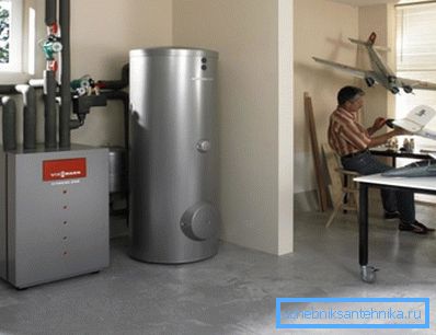 Lontano da qualsiasi apparecchiatura può essere installato in un appartamento normale. Lontano da qualsiasi apparecchiatura può essere installato in un appartamento normale.