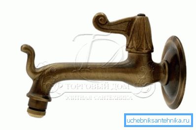 Prodotto in bronzo decorativo del valore di 7800 rubli.