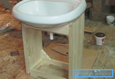 Le strutture in legno sono costose e richiedono un'ulteriore lavorazione, ma hanno anche un'elevata resistenza e un buon aspetto. Le strutture in legno sono costose e richiedono un'ulteriore lavorazione, ma hanno anche un'elevata resistenza e un buon aspetto.