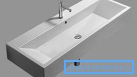 Il lavello da 120 cm è adatto per grandi superfici Il lavello da 120 cm è adatto per grandi superfici