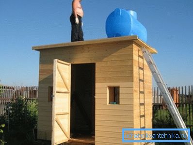 Per proteggere l'albero deve essere trattato con impregnazione speciale. Per proteggere l'albero deve essere trattato con impregnazione speciale.