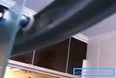 Le porte si muovono su ruote Le porte si muovono su ruote
