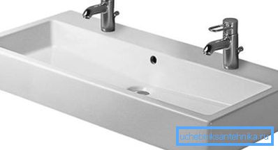 Vero doppio lavabo dell'azienda tedesca Duravit. Vero doppio lavabo dell'azienda tedesca Duravit.