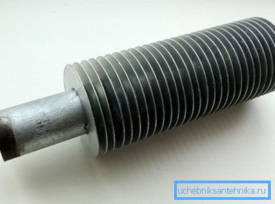 Schermi sul liquido di raffreddamento dell'acqua. Schermi sul liquido di raffreddamento dell'acqua.