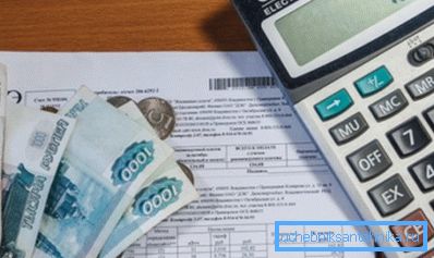 Il funzionamento di un sistema di riscaldamento a pavimento è molto più economico Il funzionamento di un sistema di riscaldamento a pavimento è molto più economico