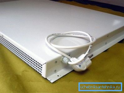 I quadri elettrici sono collegati a una presa normale. I quadri elettrici sono collegati a una presa normale.