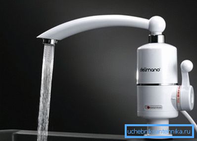 I rubinetti elettrici consentono di equipaggiare una stanza con acqua calda con le proprie mani in pochi minuti I rubinetti elettrici consentono di equipaggiare una stanza con acqua calda con le proprie mani in pochi minuti