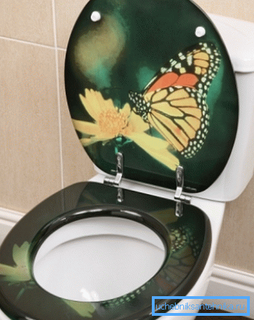 Coperchio del water estetico, decorato con motivo a farfalla Coperchio del water estetico, decorato con motivo a farfalla