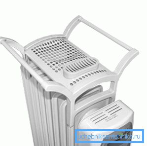 Questa opzione combina sia un umidificatore che un portasciugamani riscaldato. Questa opzione combina sia un umidificatore che un portasciugamani riscaldato.