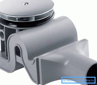 Foto di un modello compatto di un sifone per doccia Foto di un modello compatto di un sifone per doccia