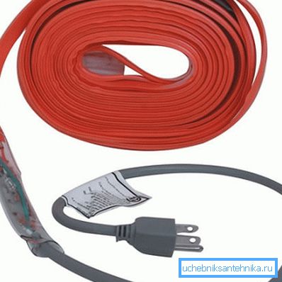 Nastro riscaldante per impianto idraulico montato indipendentemente Nastro riscaldante per impianto idraulico montato indipendentemente
