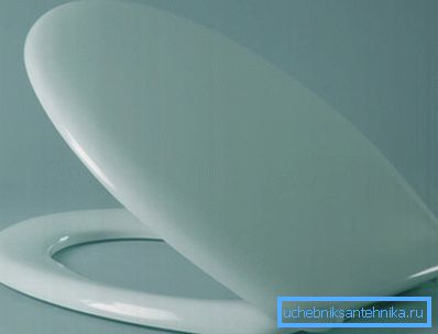 A volte le montature fanno parte del design del sedile. A volte le montature fanno parte del design del sedile.