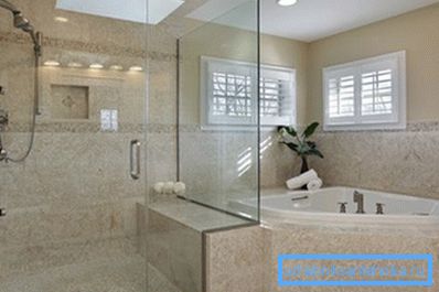 Design interessante del bagno e della doccia nella stessa stanza Design interessante del bagno e della doccia nella stessa stanza
