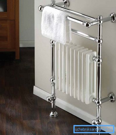 Utilizzando tubi dell'acqua cromati è facile selezionare qualsiasi elemento all'interno della stanza. Utilizzando tubi dell'acqua cromati è facile selezionare qualsiasi elemento all'interno della stanza.