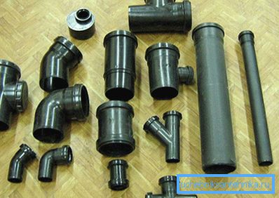 2762 Tubo per fognatura in PVC