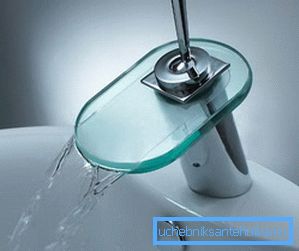 Versione a cascata di vetro e metallo Versione a cascata di vetro e metallo