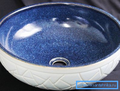 Lavabo sospeso in ceramica Lavabo sospeso in ceramica