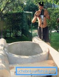 Quando il cappuccio viene rimosso, il castello di argilla è stato costruito e testato con l'acqua, puoi anche progettare l'esterno con le tue mani (foto Quando il cappuccio viene rimosso, il castello di argilla è stato costruito e testato con l'acqua, puoi anche progettare l'esterno con le tue mani (foto
