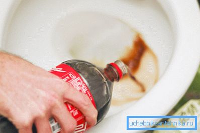La Coca-Cola rimuove la ruggine a causa dell'elevato contenuto di acido fosforico.