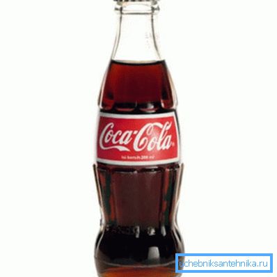 Coca-Cola si è affermata come un efficace detergente per la toilette nazionale Coca-Cola si è affermata come un efficace detergente per la toilette nazionale
