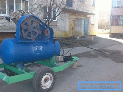 Compressore per risciacquo idropneumatico. Compressore per risciacquo idropneumatico.