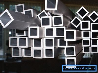 Disegni da metalli non ferrosi con una forma chiara. Disegni da metalli non ferrosi con una forma chiara.