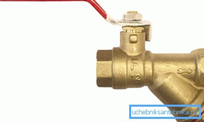 Rubinetto dell'acqua con filettatura interna e filtro obliquo Rubinetto dell'acqua con filettatura interna e filtro obliquo