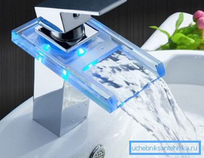 Crane - sink sink: design originale ma poco pratico Crane - sink sink: design originale ma poco pratico