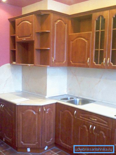 Cucina con sfogo Cucina con sfogo