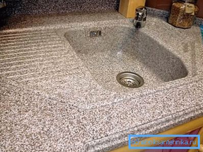 Lavelli da cucina realizzati in pietra naturale Lavelli da cucina realizzati in pietra naturale
