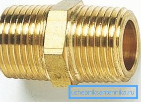 Foto amatoriale dell'accoppiamento con filettatura esterna di tipo cilindrico Foto amatoriale dell'accoppiamento con filettatura esterna di tipo cilindrico