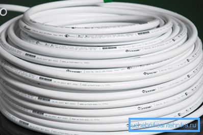 I tubi metallici hanno un'eccellente duttilità e sono molto facili da installare. I tubi metallici hanno un'eccellente duttilità e sono molto facili da installare.