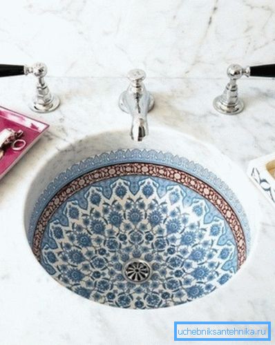 Modello con ornamento orientale Modello con ornamento orientale