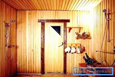 Lavanderia con doccia nella sauna Lavanderia con doccia nella sauna