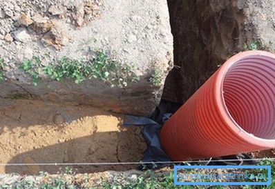 1221 Installazione di un pozzo di drenaggio