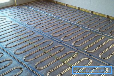 L'installazione di un pavimento riscaldato ad acqua è molto complicata e costosa. L'installazione di un pavimento riscaldato ad acqua è molto complicata e costosa.