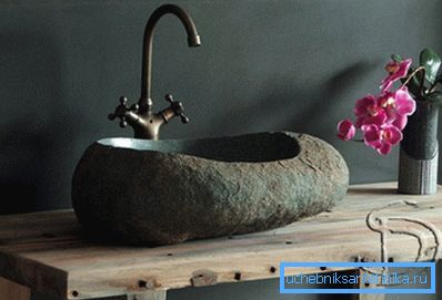 I lavelli in marmo per la cucina e il bagno sono una vera opera d'arte. I lavelli in marmo per la cucina e il bagno sono una vera opera d'arte.