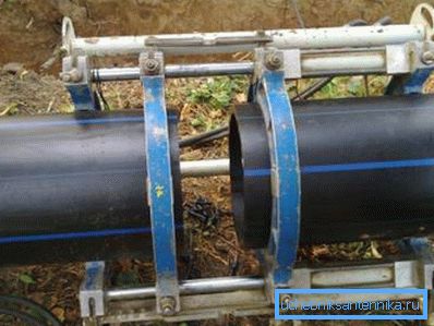 Questa foto mostra l'apparecchio più semplice per eseguire l'operazione descritta. Questa foto mostra l'apparecchio più semplice per eseguire l'operazione descritta.