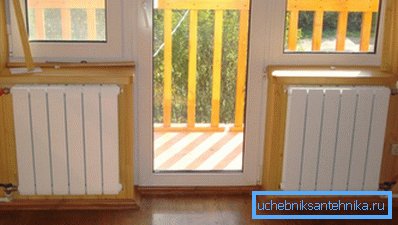 Nella foto: una casa privata deve essere molto attentamente e insonorizzata per un riscaldamento efficiente. Nella foto: una casa privata deve essere molto attentamente e insonorizzata per un riscaldamento efficiente.