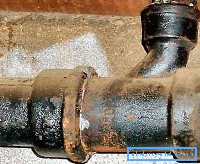 Sulla foto - tipo campana di ferro da stiro Sulla foto - tipo campana di ferro da stiro